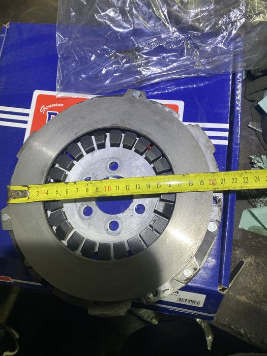 Комплект сцепления VW Caddy 1.9D / 1.9SDI -03 (d=200 мм).