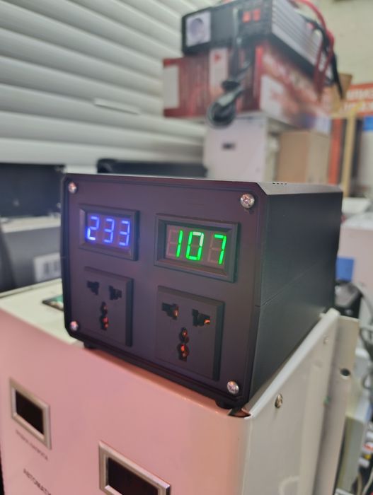 Перетворювач 220 /110 під американське обладнання