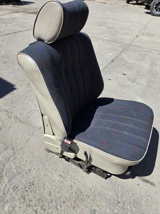 Fotel Kierowcy Lewy Przód Bmw 5 e28 Oryginał B.Ładny