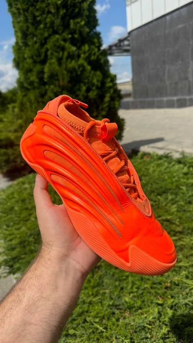 Adidas Harden Vol.9 "Orange" [EUR 44, 44.5]