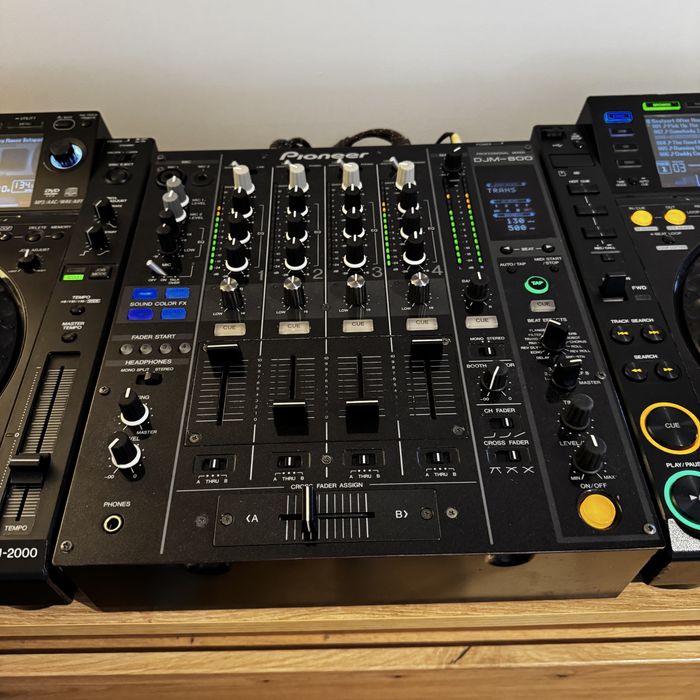 2x CDJ2000 + DJM800 konsola DJ Pioneer (mozliwa zamiana na nexus)