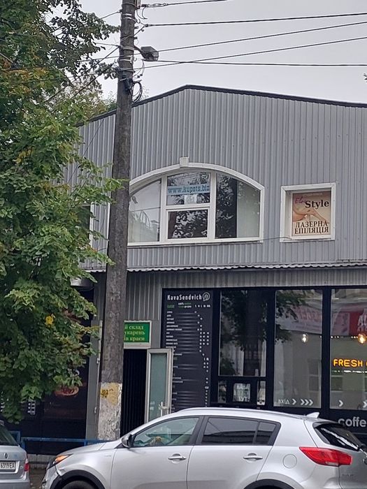 Здається приміщення (2 кімнати) в центрі міста в центрі