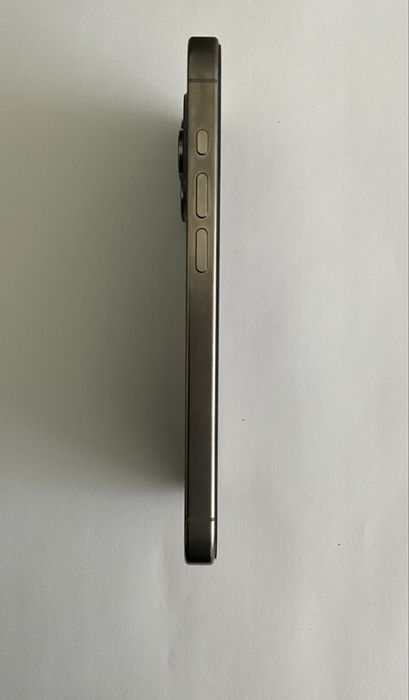 iPhone 15 Pro 128GB – Titânio Natural | Negociável