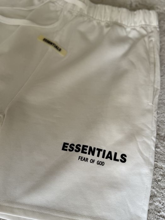 Essentials шорти fear of god