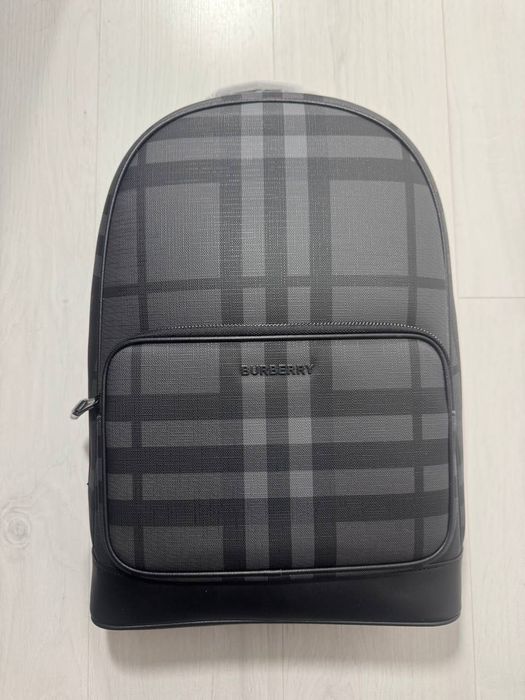 Burberry Men’s Designer Backpack
Burberry Men’s Designer Backpack