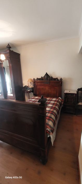 Conjunto de Mobília de Quarto