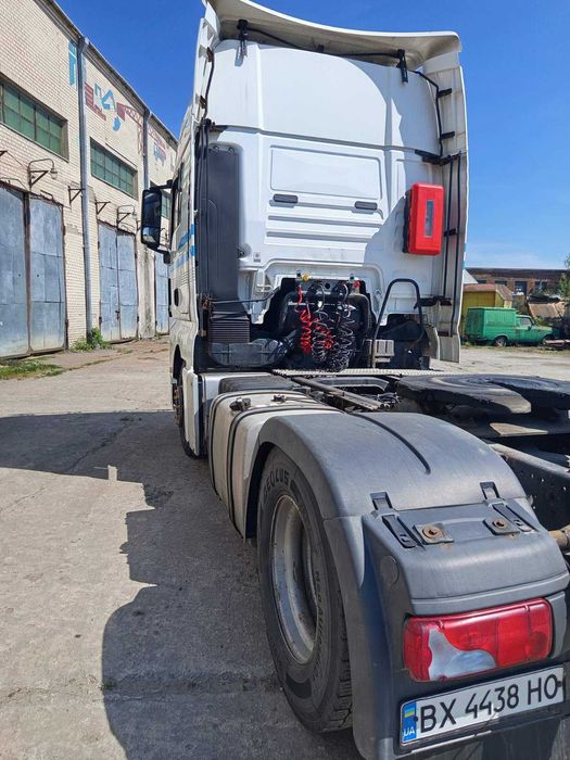 Сідловий тягач MAN TGX 18.440