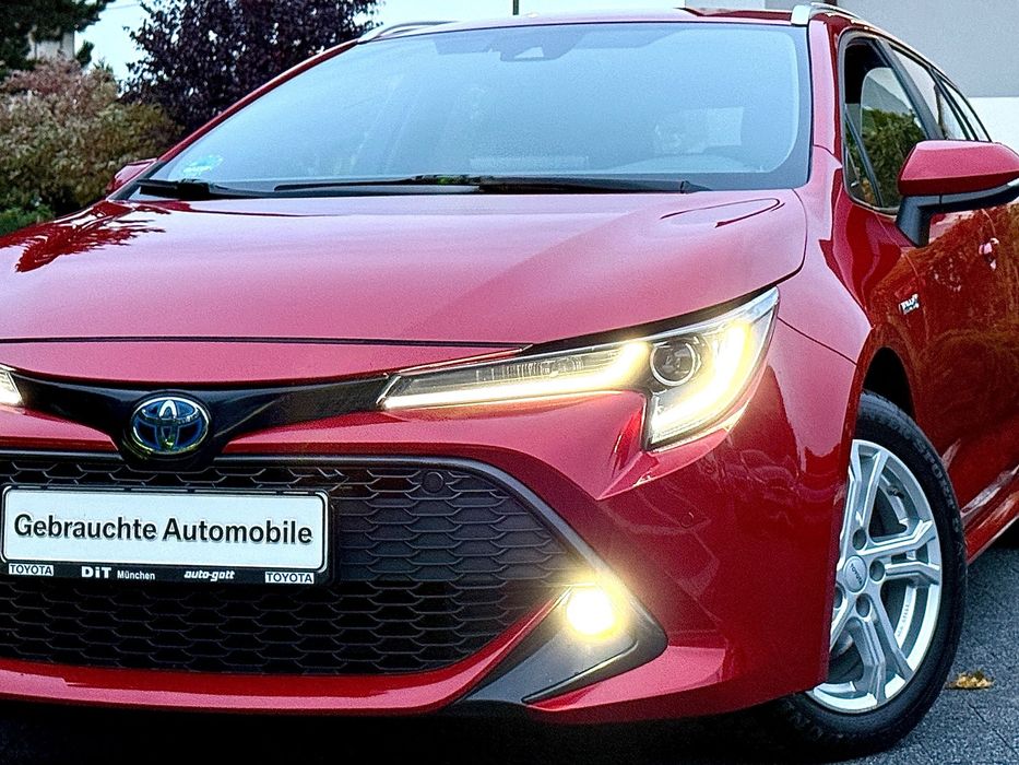 Toyota Corolla TS Kombi / pakiet TECH / 2.0 Hybrid 184KM / Pełny serwis TOYOTA /
