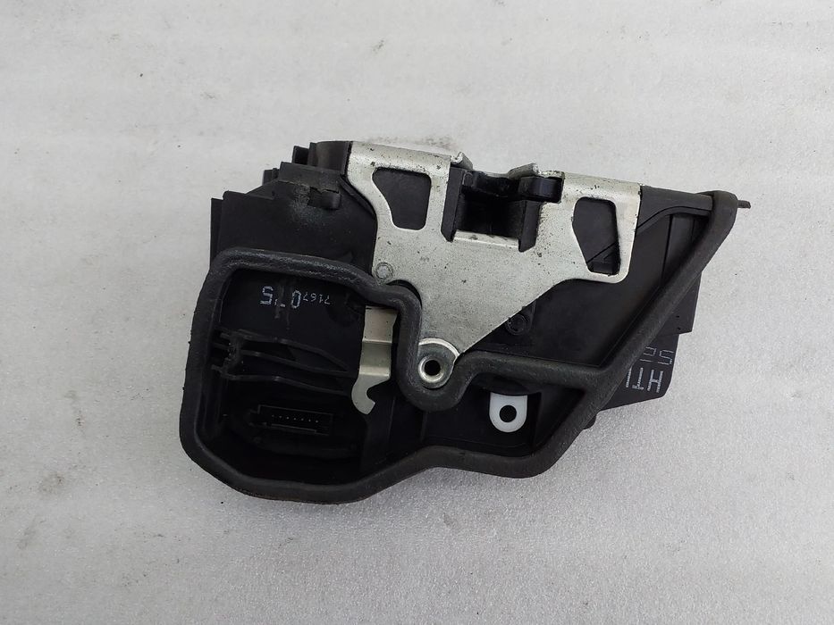 Fechadura / fecho porta trás esquerdo BMW 5 (E60)