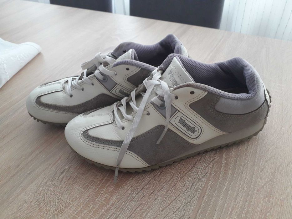 Buty sportowe Wrangler roz.36 (22cm)