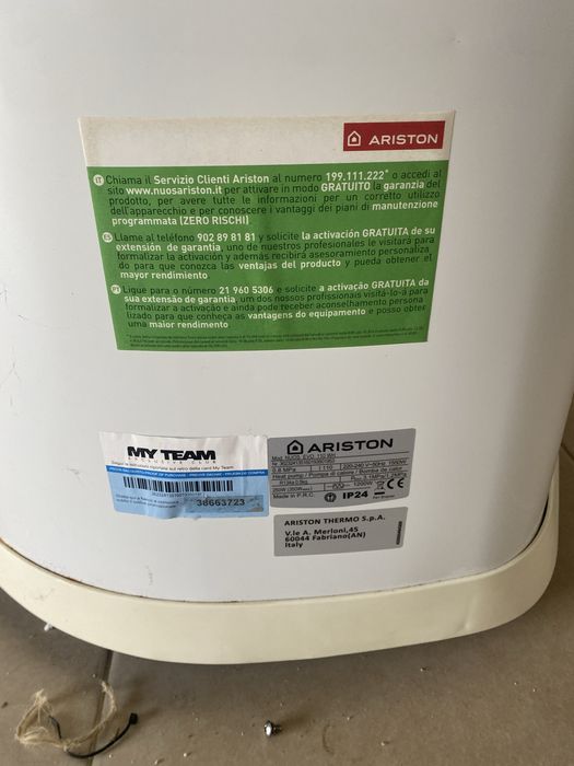 Bomba de calor Ariston Nuos Evo 100 – para peças