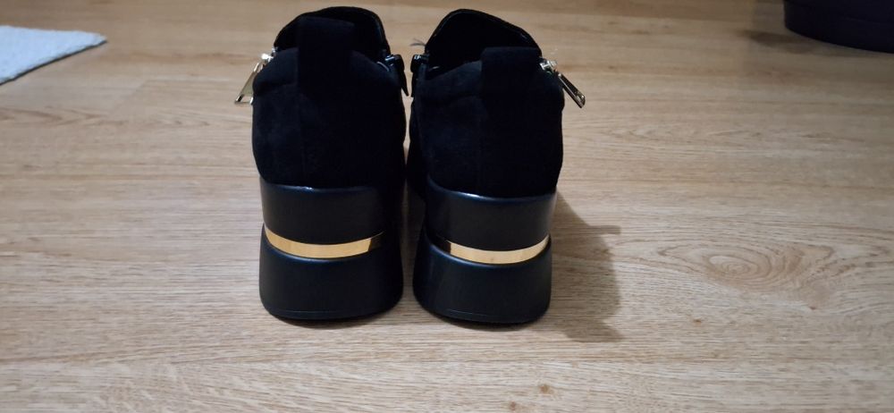 czarne botki do kostki