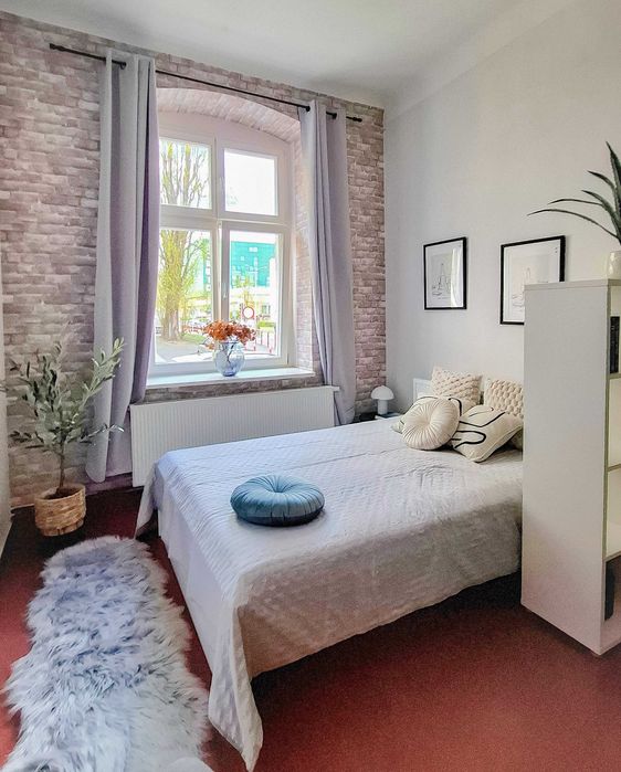 DUZY pokój jednoosobowy w centrum miasta