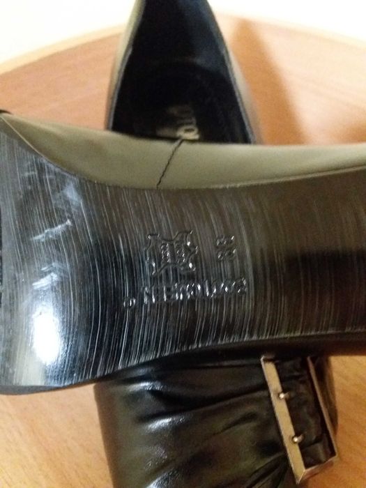 Туфлі жіночі, натуральна шкіра, чорні, класичні, р. 37-38