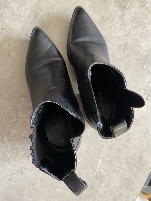 Жіночі черевики казаки