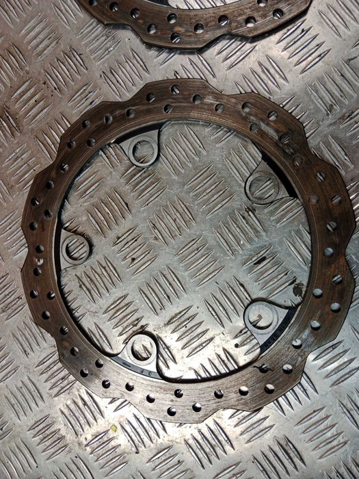 Honda CB 750 Hornet Tarcze Hamulcowe Przód Przednie Tarcza 23+