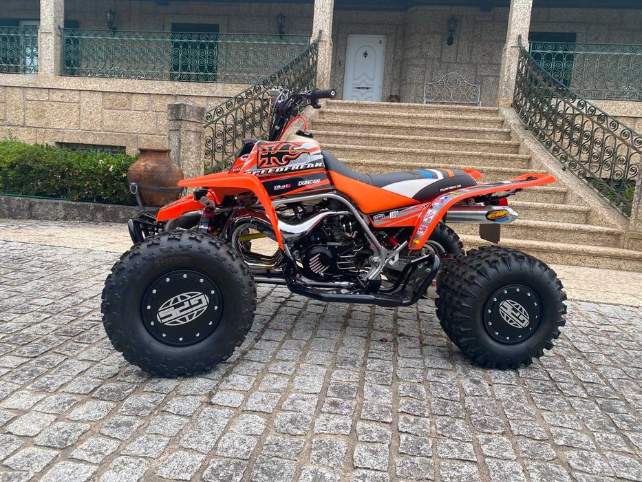 Yamaha YFZ 350 Banshee