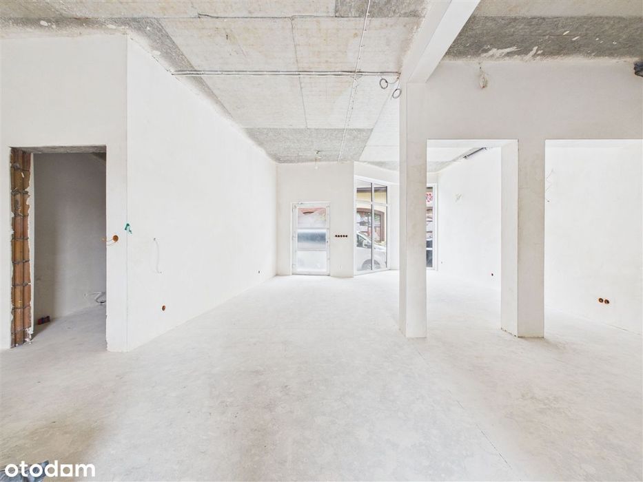 Bieruń Centrum, lokal 81,7m2: Duża Sala, Parking + Ogródek!