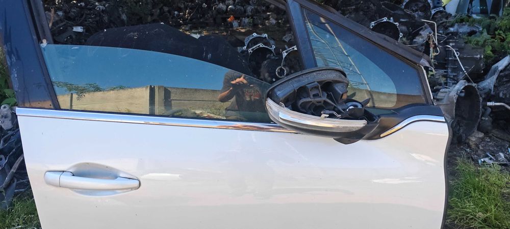 Drzwi Prawe Pasażera peugeot 2008 EWP Kompletne Białe