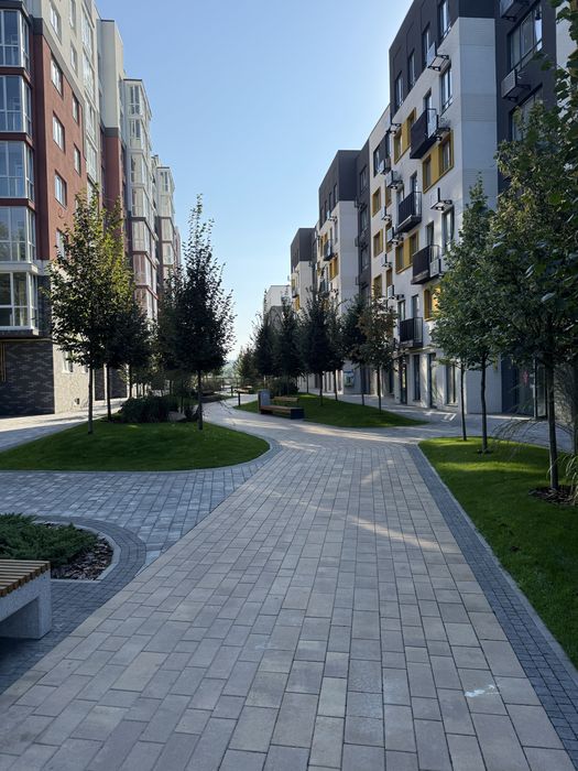 Склад, фасадне комерційне приміщення, 40 метрів, ЖК Молодість