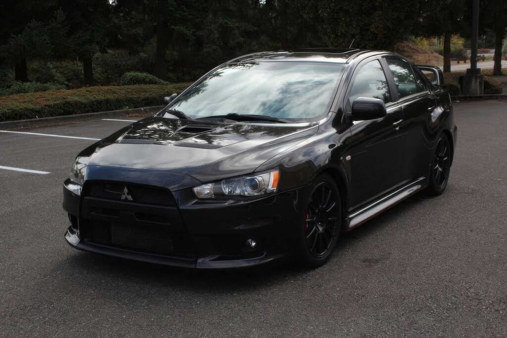 Mitsubishi Lancer Evolution GSR      2014