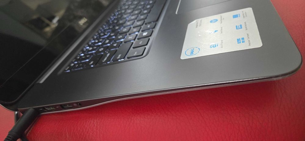 Dell inspiron 15 series 7000