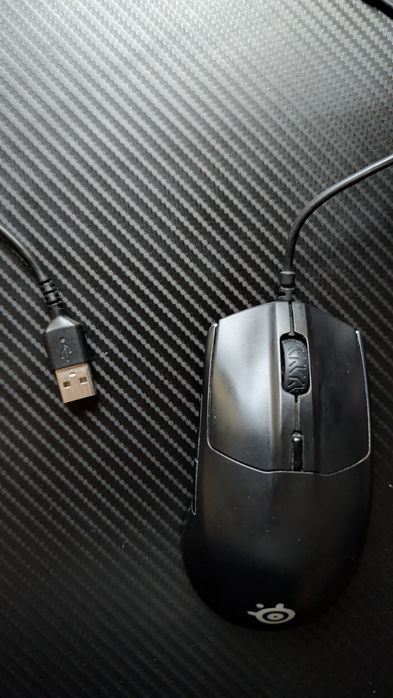 Myszka gamingowa Rival 3
