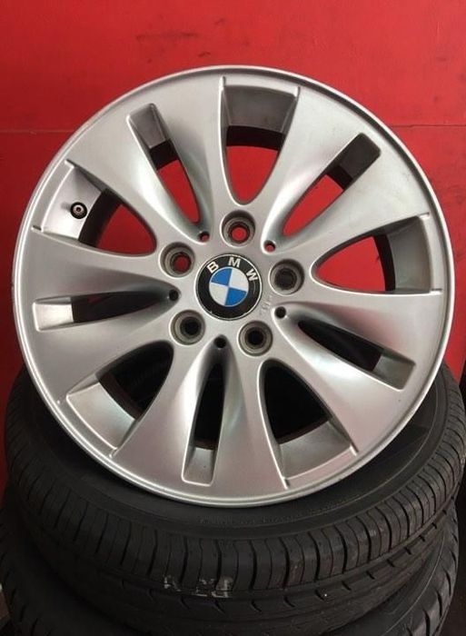 Jantes 16 Originais bmw serie 1 6.5x16 et 42 com pneus