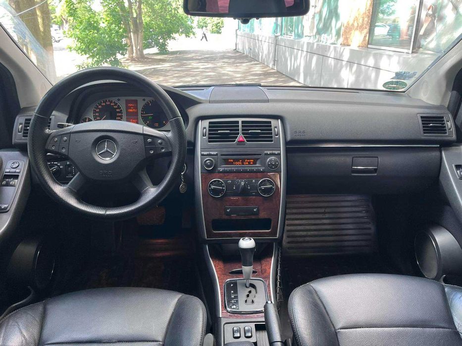 Продам Mercedes-Benz B-Class 2.0 дизель на АКПП