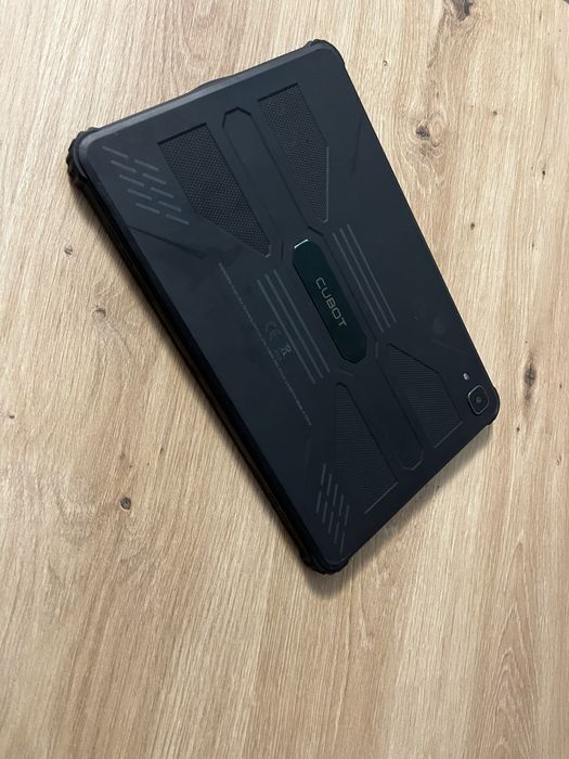 Продам протиударний планшет