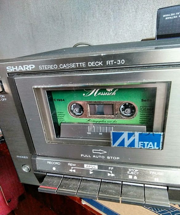 Кассетная дека Sharp RT 30