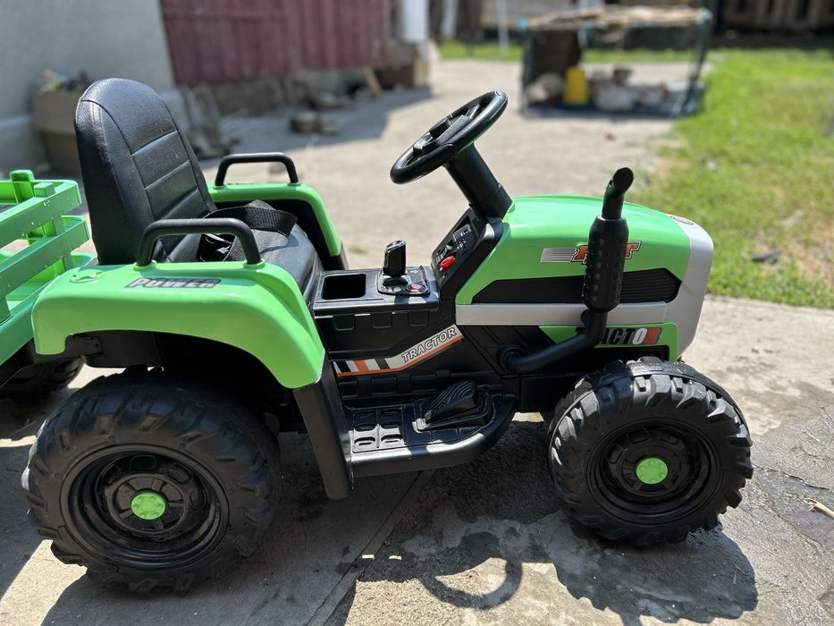Продам дитячий трактор М 5733