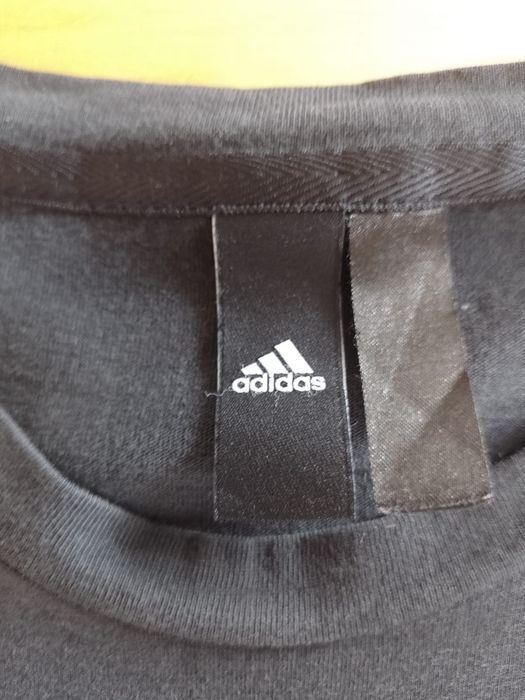T-shirt damski adidas S