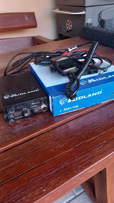 Sybi radio MIDLAND ALAN 109