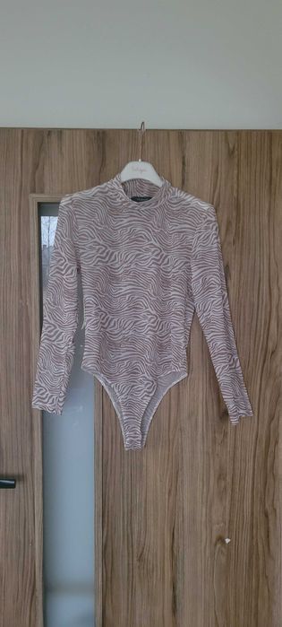Beżowo białe body cienkie rozciągliwe Primark, roz 38-40