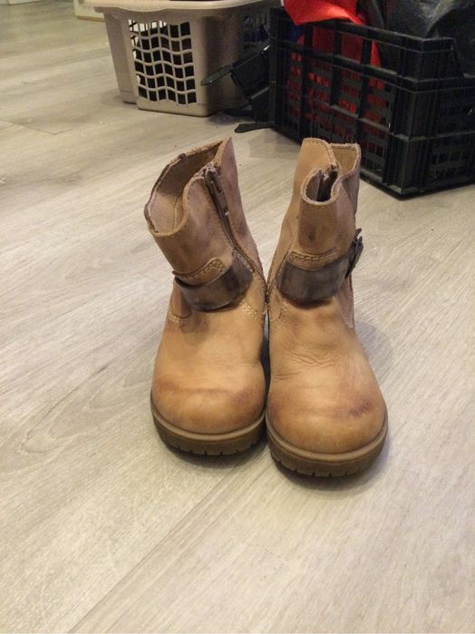 Botas em pele criança