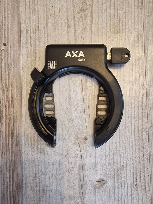 Zamknięcie rowerowe typu podkowa AXA Solid