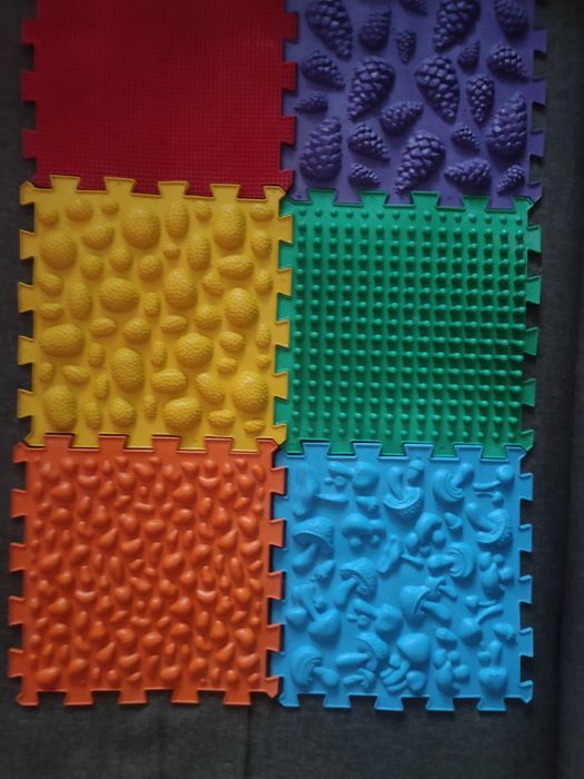 Масажний килимок