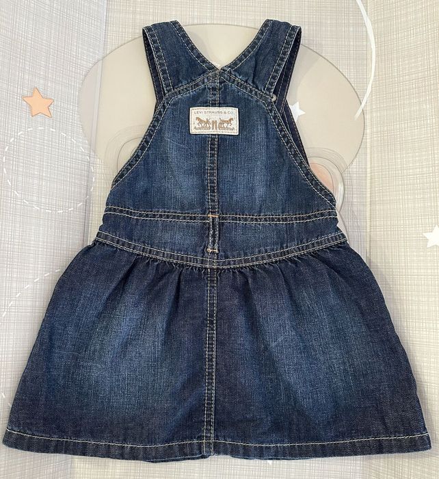 Saia de Ganga Levi's + Camisola Branca (12-18M)