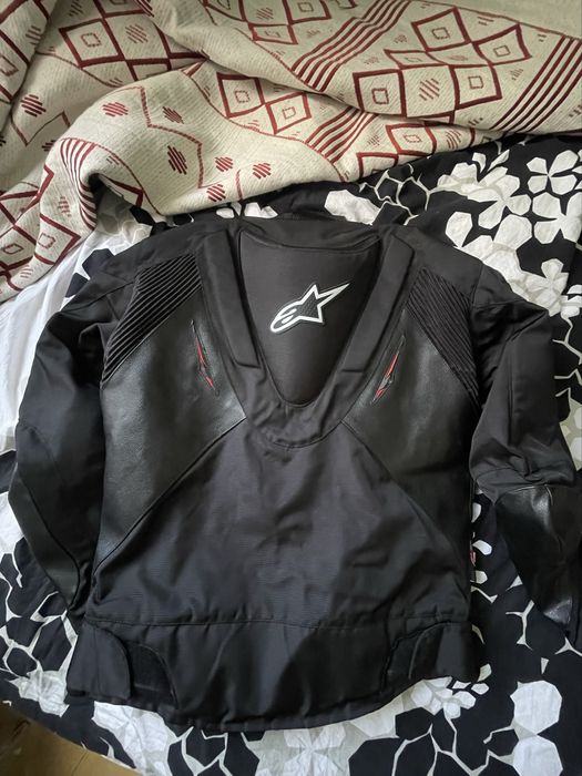 Мото куртка від Alpinestars
