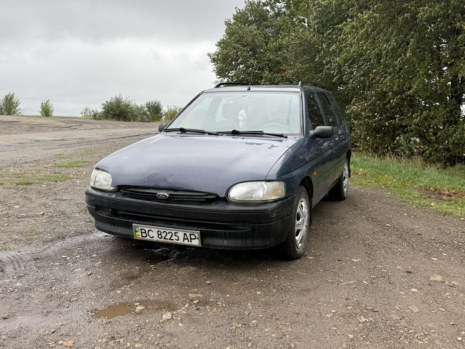 Продам форд ескорд 1.8 бензин