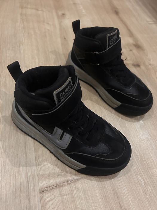 Кросівки на хлопчика