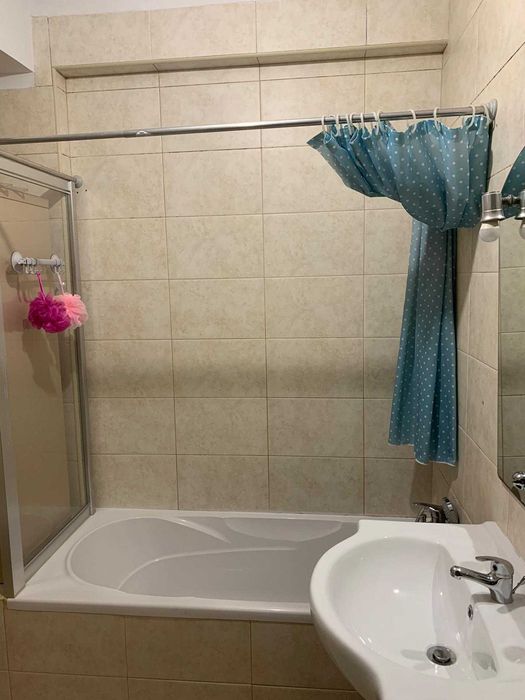 Quarto casal para arrendar Braga