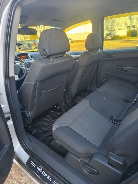 Продам Opel Zafira