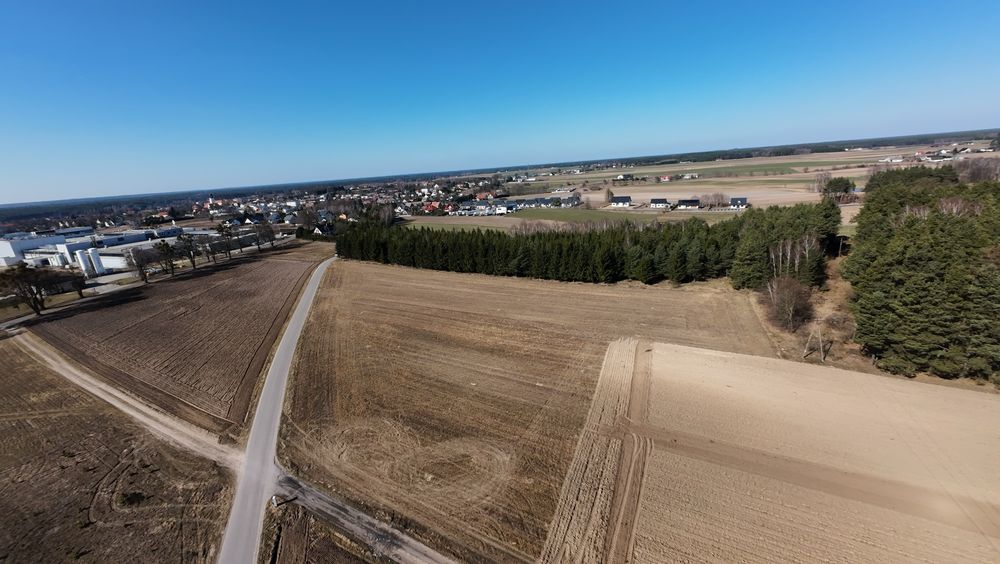 Działki budowlane na sprzedaż – Osie, blisko centrum