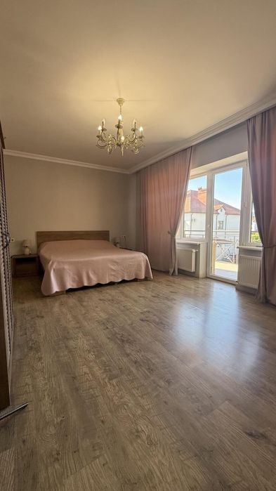 Продам будинок в Совіньйоні, з підвалом!