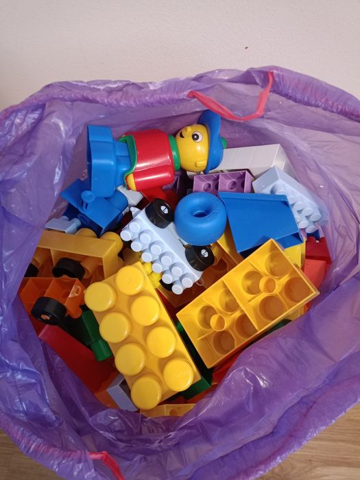 Oddam klocki do zabawy