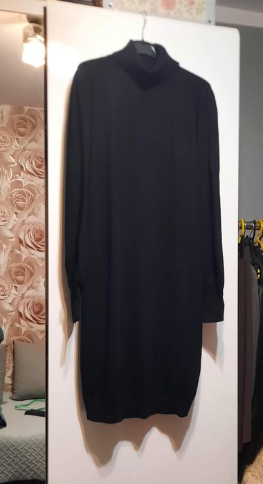 CZARNA sukienka  sweterkowa z golfem xl Bodyflirt