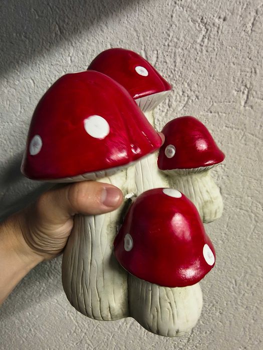 Grzybki figurki ceramiczne około 18 cm idealne do domu i ogrodu