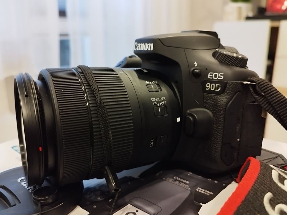 Canon 90 D+obiektyw 18-135 IS USM
